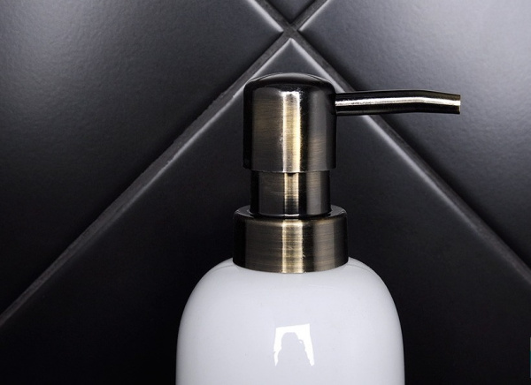 Дозатор жидкого мыла навесной Fixsen RETRO FX-83812   Дозатор жидкого мыла навесной Fixsen RETRO FX-83812